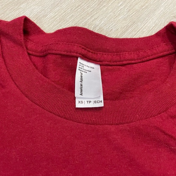 ‘Sippin’ Beauty’ Tee - Picture 2 of 2